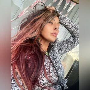 Meet your Posher, ❤️Esther Stella 💕😊
AKA 🐈‍⬛Catwoman🐈‍⬛ 🌙😻